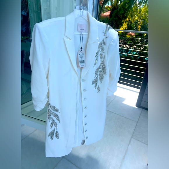 cinq a sept Dresses & Skirts - Cinq a Sept ivory blazer dress